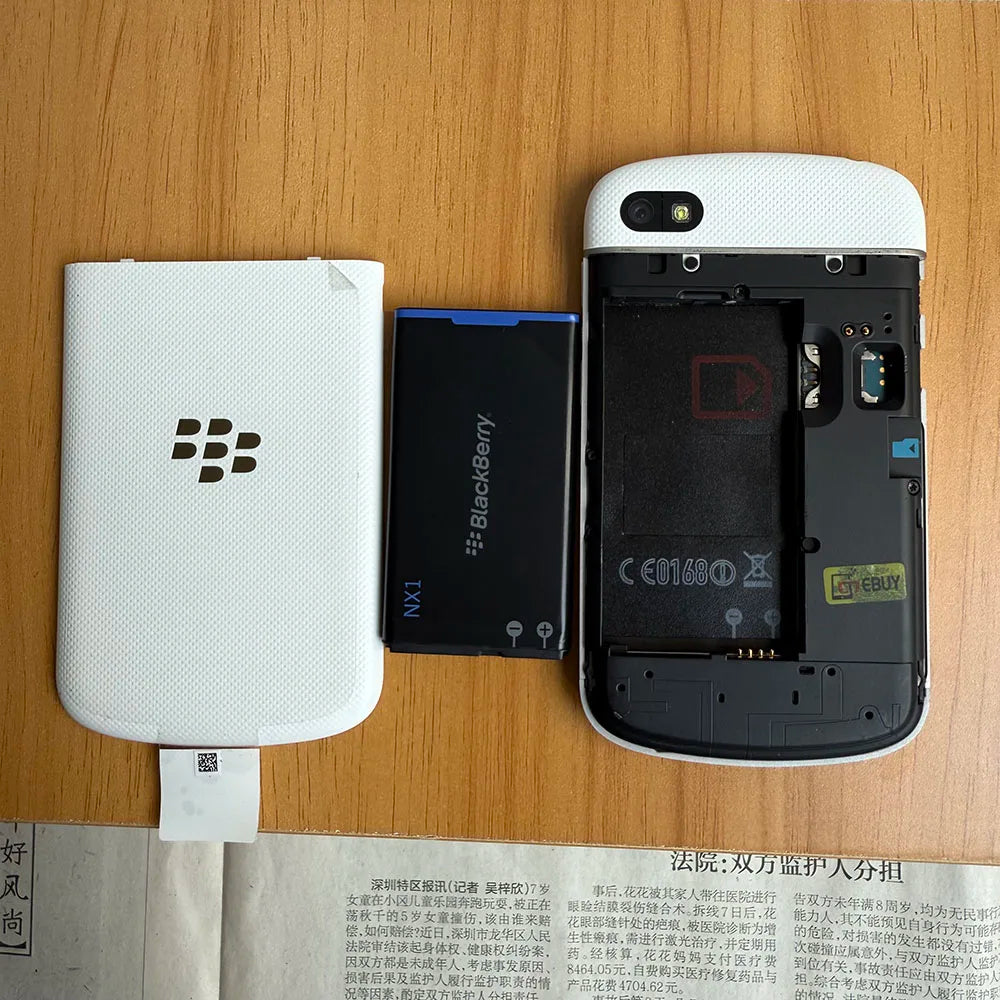 Original Blackberry Q10 4G Mobile Phone 3.1" 2GB RAM 16GB ROM 8MP English Arabic QWERTY Keyboard Dual Core Unlocked Cellphone