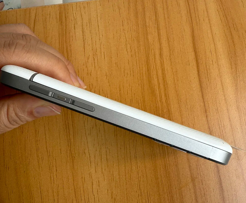 Original Blackberry Q10 4G Mobile Phone 3.1" 2GB RAM 16GB ROM 8MP English Arabic QWERTY Keyboard Dual Core Unlocked Cellphone