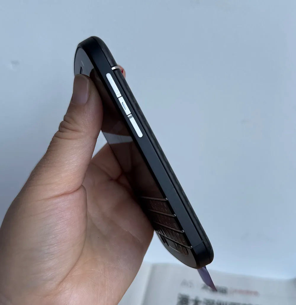 Original Blackberry Q10 4G Mobile Phone 3.1" 2GB RAM 16GB ROM 8MP English Arabic QWERTY Keyboard Dual Core Unlocked Cellphone